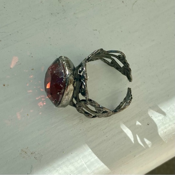 Tiara Misu crystal ornate ring - Picture 12 of 13